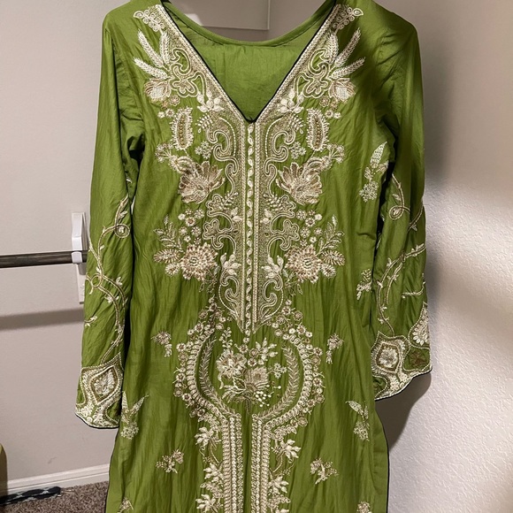 Elan party wear. - Picture 3 of 11